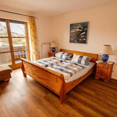 Ferienwohnung Petra Ropke Apartament Chieming
